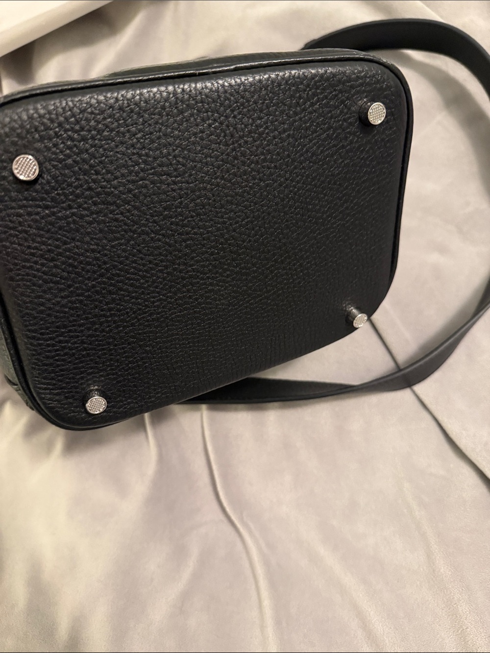 The Horse Alexie Tote! Black Pebbled Leather Shoulder Bag with Beige Interior - Picture 4 of 6